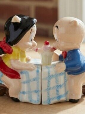Vintage Petunia & Porky Pig Salt & Pepper Shakers Ice Cream Diner Looney Tunes